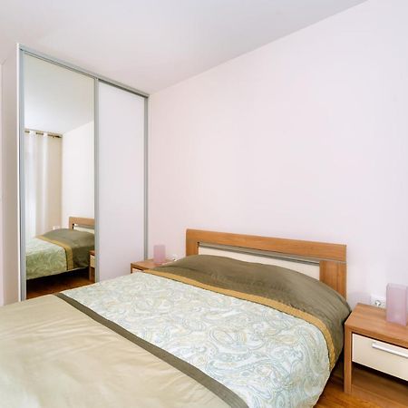 Eastside Apartment バール エクステリア 写真