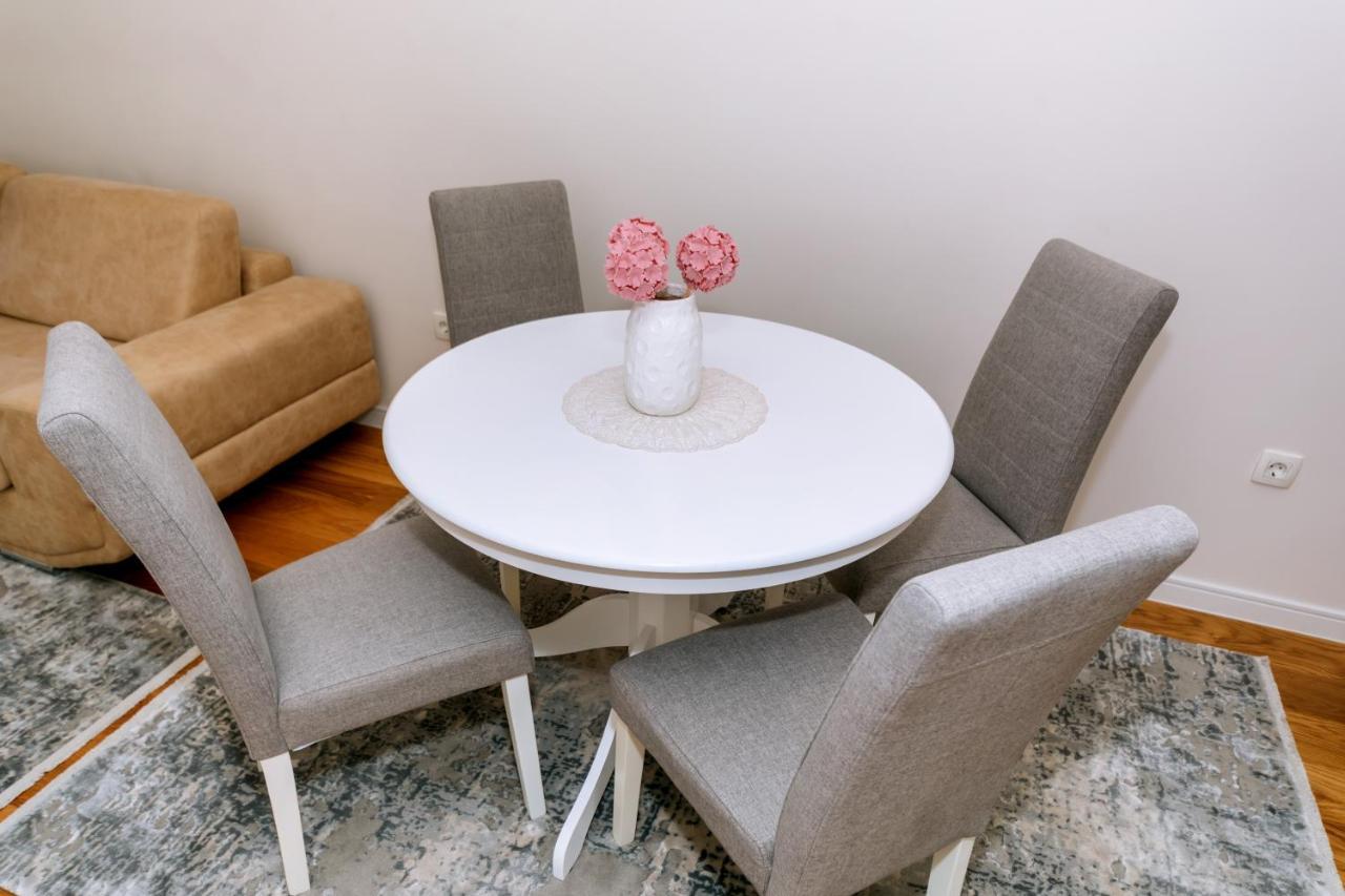 Eastside Apartment バール エクステリア 写真