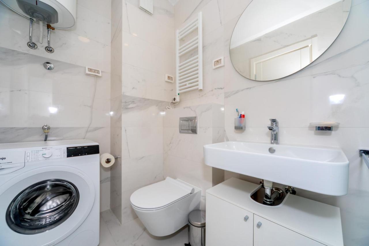 Eastside Apartment バール エクステリア 写真