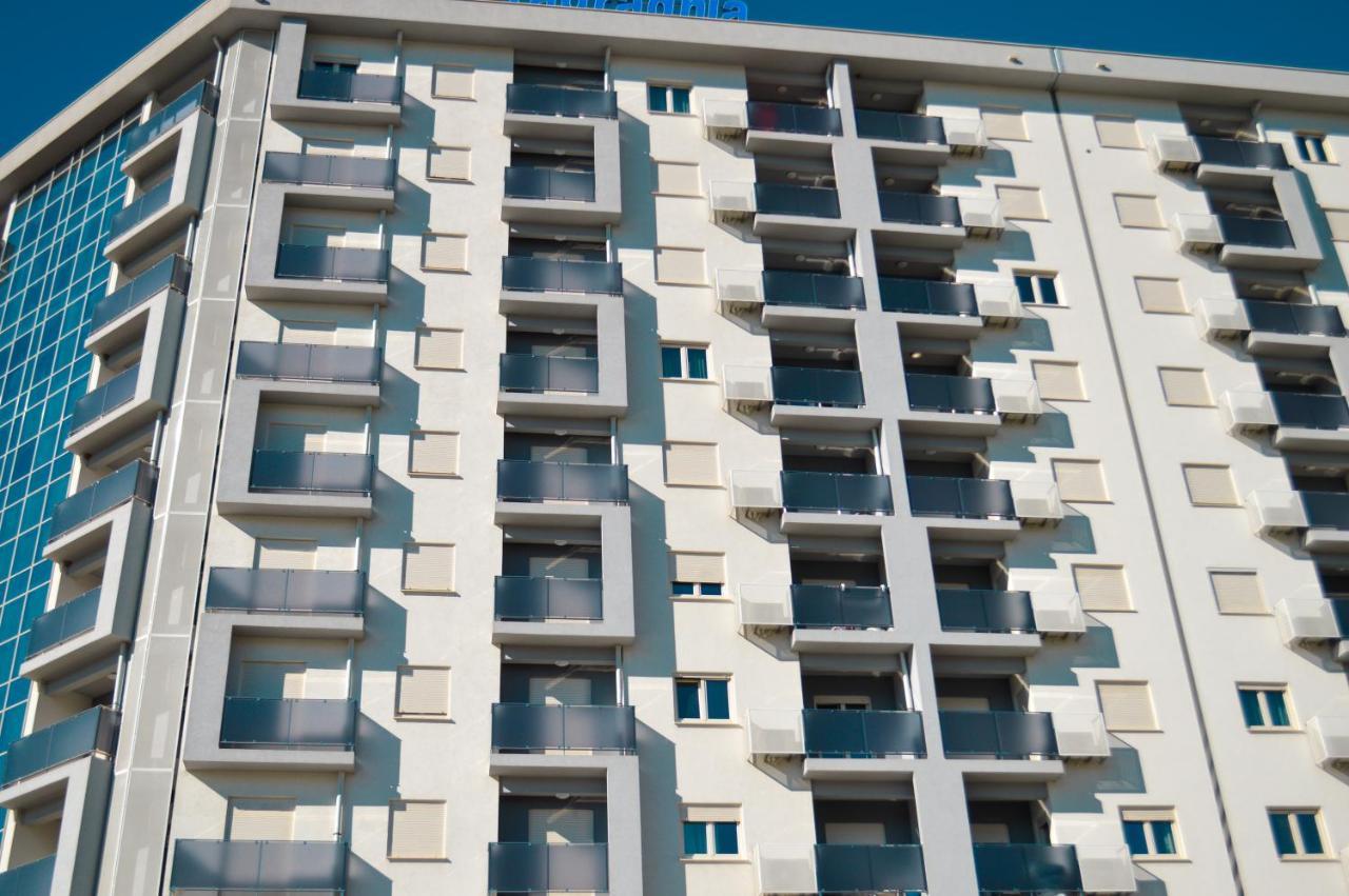 Eastside Apartment バール エクステリア 写真